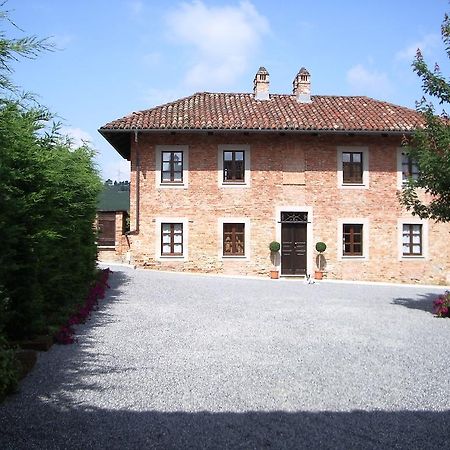B&B Cascina Gaione Via Gallina,18B 12052 Neive Cn Buitenkant foto