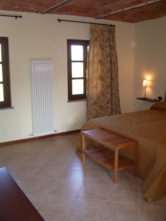 B&B Cascina Gaione Via Gallina,18B 12052 Neive Cn Kamer foto