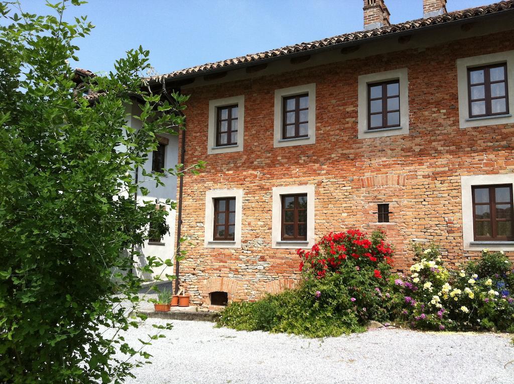 B&B Cascina Gaione Via Gallina,18B 12052 Neive Cn Buitenkant foto